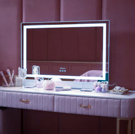 The best budget Hollywood vanity mirror